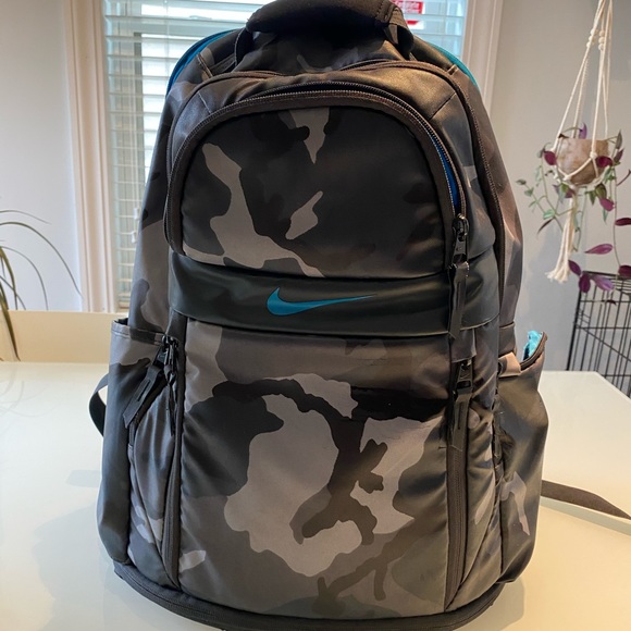 nike camo back pack